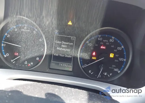 2018 Toyota Rav4 Xle z USA, uszkodzony, nr VIN JTMRFREV2JJ249054